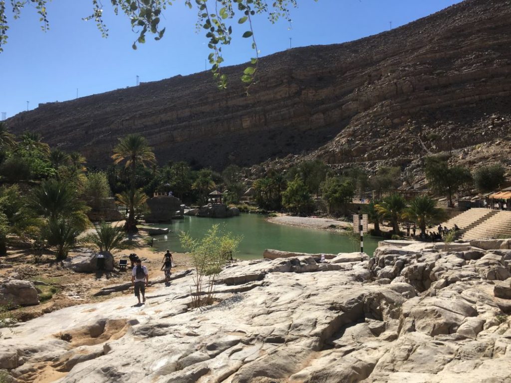 Pogled na glavno jezero Wadi bani Khalid (Oman).